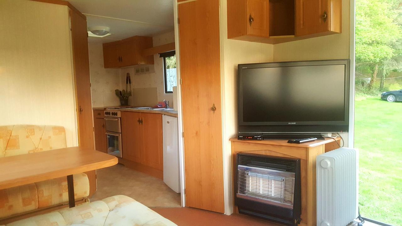 Camping De La Reuille Flere-la-Riviere ภายนอก รูปภาพ