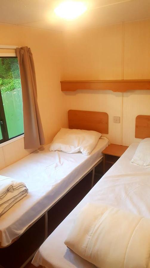 Camping De La Reuille Flere-la-Riviere ภายนอก รูปภาพ