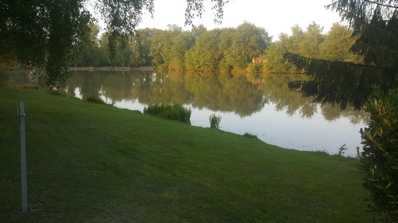 Camping De La Reuille Flere-la-Riviere ภายนอก รูปภาพ